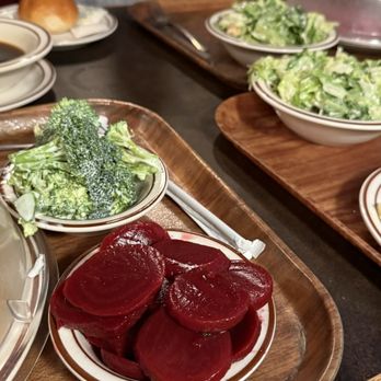 Harry's Hofbrau - Beets and broccoli salad - American Near Me - San Leandro, California