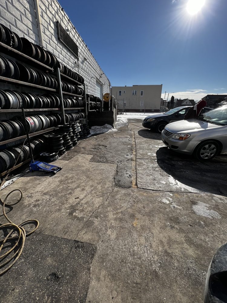 TIRE SHOP EXPRESS Updated October 2024 4815 Indianapolis Blvd, East