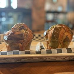 Prana Cafe - Pistachio pastry
