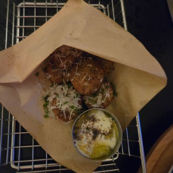 Chic's Laundry - Arancini - Food Trucks Near Me - Virginia Beach, Virginia