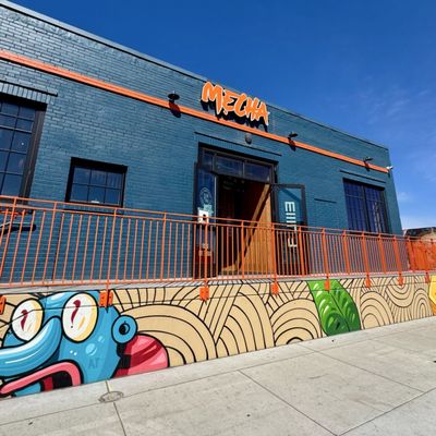 Mecha Noodle Bar by null