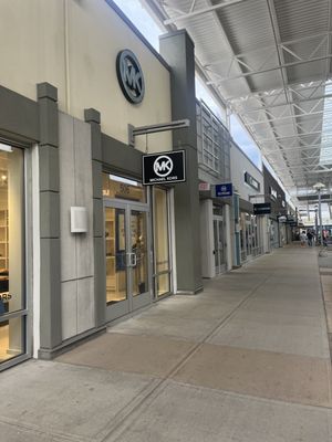 Toronto Premium Outlets by null