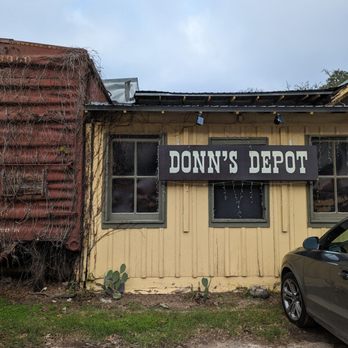 Donn's Depot - Exterior - Dive Bars Near Me - Austin, Texas