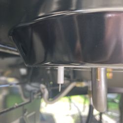 Lowe's Home Improvement - Missing wire & missing wing nut.