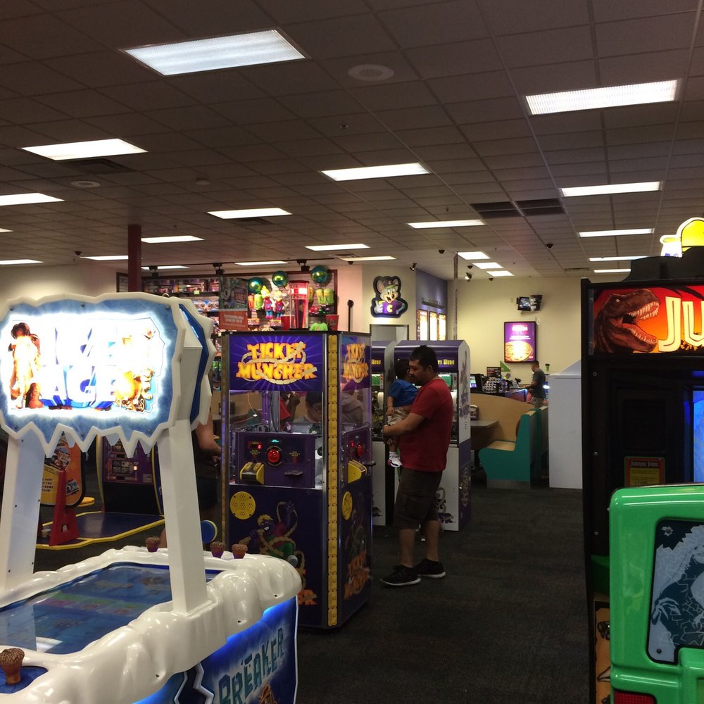 Chuck E. Cheese - Pizza Near Me - Pearland, Texas Chuck E. Cheese - Pizza Near Me - Pearland, Texas