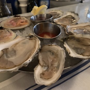 Neptune Oyster - Oysters & clams - Seafood Near Me - Boston, Massachusetts