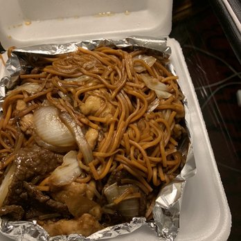 Asian Star Cuisine Restaurant - a takeout box with noodles and meat - Thai Near Me - Tulsa, Oklahoma Asian Star Cuisine Restaurant - a takeout box with noodles and meat - Thai Near Me - Tulsa, Oklahoma