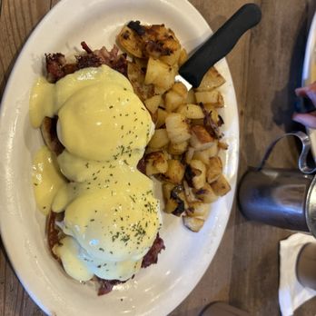 The Cozy Grill - Eggs Benedict - Breakfast & Brunch Near Me - Warwick, Rhode Island The Cozy Grill - Eggs Benedict - Breakfast & Brunch Near Me - Warwick, Rhode Island