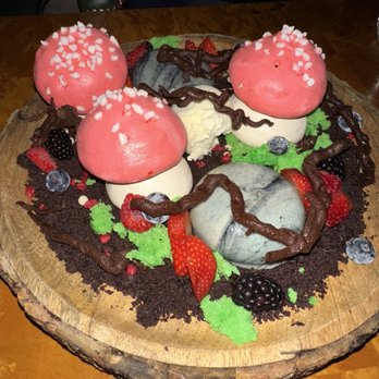 Lilian's - Lilian's Wonderland...Cute to look at but that's it - would NOT recommend - Seafood Near Me - Rancho Santa Fe, California