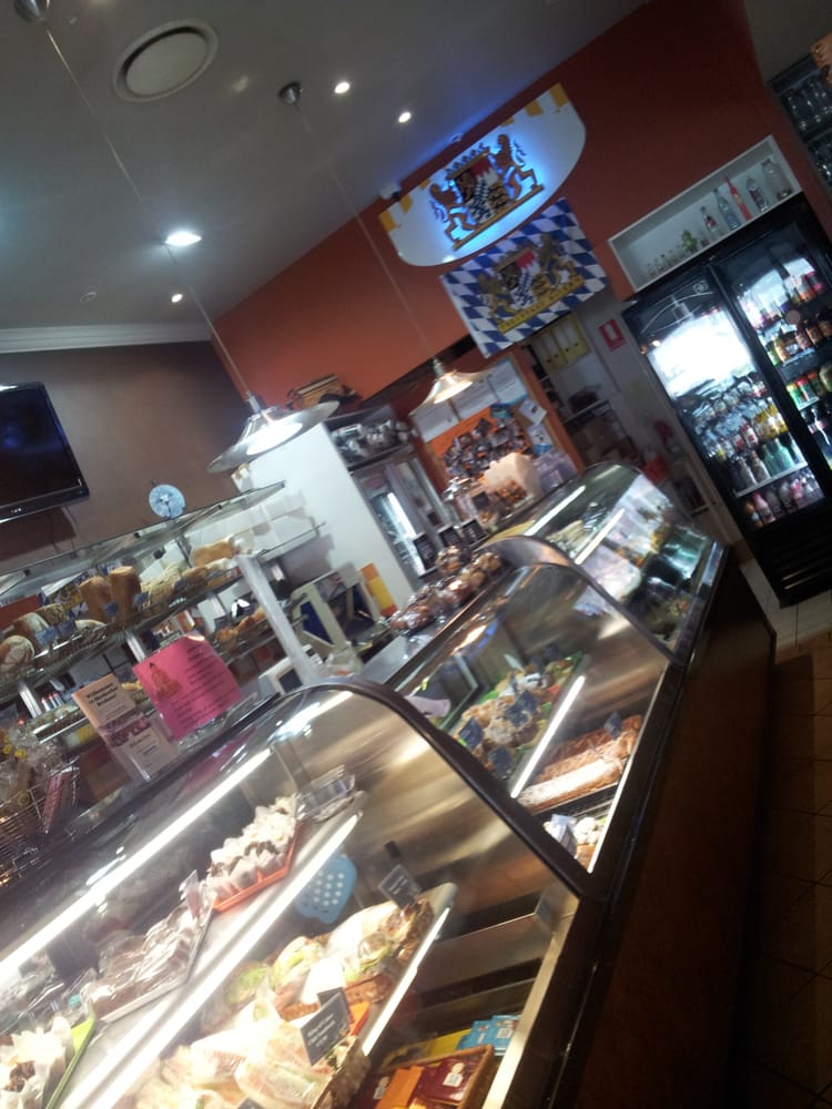 KING OF CAKES Updated October 2024 Riverside Shopping Centre