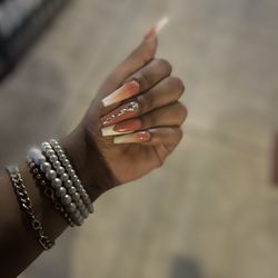 Davi Nails By Tai