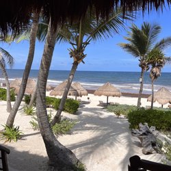 Hip Hotel - Beach Front View