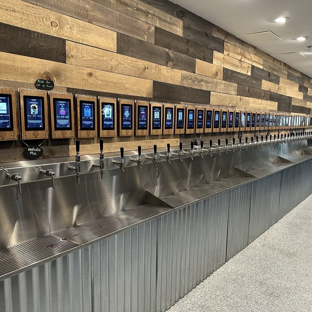 Geneva Taphouse - All the different drinks - Beer Bar Near Me - Lake Geneva, Wisconsin