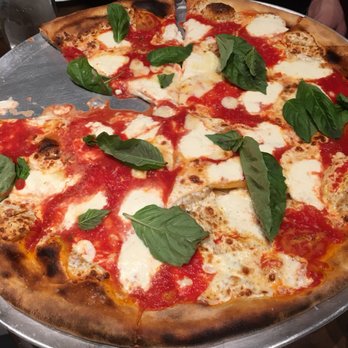Table 87 - Gowanus - Pizza Near Me - Brooklyn, New York