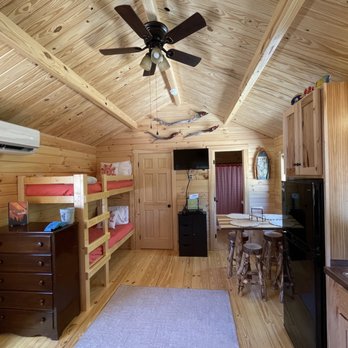 Cabins On The Corner - Steinhatchee - Campgrounds Near Me - Steinhatchee, Florida