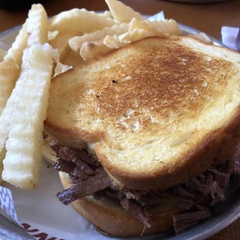 Sonny's BBQ - Brisket on garlic bread - Barbeque Near Me - Gainesville, Florida Sonny's BBQ - Brisket on garlic bread - Barbeque Near Me - Gainesville, Florida