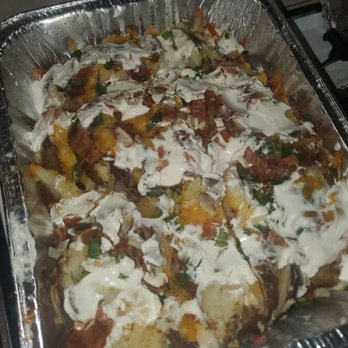 Tinks Divine Treats & Eats - Half Pan Loaded Potato - Desserts Near Me Tinks Divine Treats & Eats - Half Pan Loaded Potato - Desserts Near Me