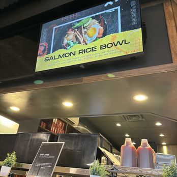 Roll Play - Vietnamese Near Me - Vienna, Virginia