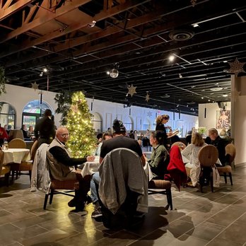 BESO Restaurant - Interior of Beso Bar and Restaurant. - Modern European Near Me - Las Vegas, Nevada