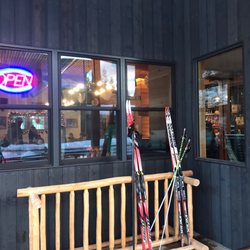 Mazama Public House - Ski rack outback
