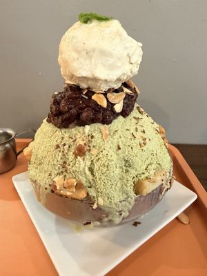 LUMI Dessert Cafe by null