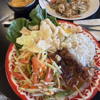 Thai Belly - Pad see ew, curry - Thai Near Me - Anaheim, California Thai Belly - Pad see ew, curry - Thai Near Me - Anaheim, California