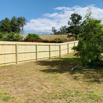 JC’s Contracting - DogEar Fence - Fences & Gates Near Me JC’s Contracting - DogEar Fence - Fences & Gates Near Me