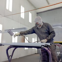 Fyda Freightliner Pittsburgh - Fyda Freightliner Pittsburgh, Inc. body shop features downdraft paint booth with PPG certified painters.