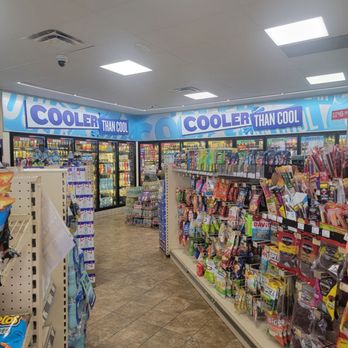 ARCO - Inside - Gas Stations Near Me - Williams, California