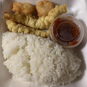 Xin bowl Asian Bistro - Kids meal with fried shrimp and chicken nuggets - Asian Fusion Near Me - Ridgecrest, California