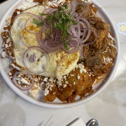Chilaquiles Chilaquiles