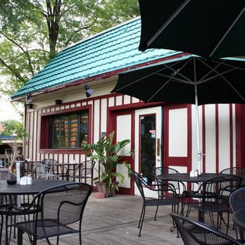 Los Toltecos - Outdoor patio - Mexican Near Me - Alexandria, Virginia Los Toltecos - Outdoor patio - Mexican Near Me - Alexandria, Virginia