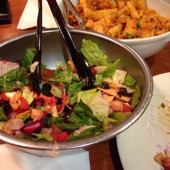 Stonefire Grill - Cartwheel Salad and Baked Rigatoni - American Near Me - Thousand Oaks, California