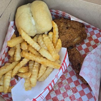 Donahoo's Golden Chicken - 2pc Leg and Thigh and Dinner Roll - Chicken Shop Near Me - Ontario, California