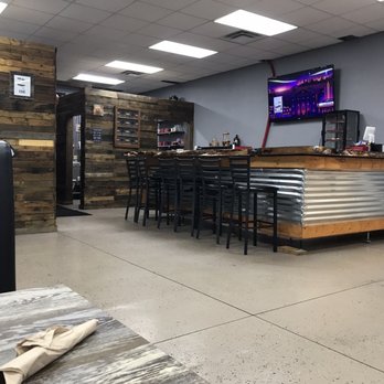 Cracked Egg Cafe - Cute bar - Breakfast & Brunch Near Me - Canton, Ohio