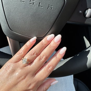 Art Glow Nails  - Nail Salons Near Me - Van Nuys, California