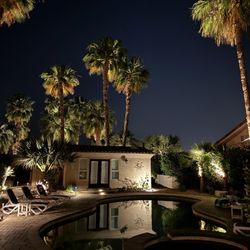 Vacanza Stays Vacation Rentals - Pool, hot tub and palm trees