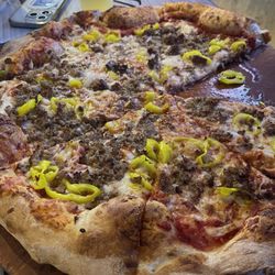 Westshore Pizza - Getting my German pizza fix: steak, onion and banana peppers