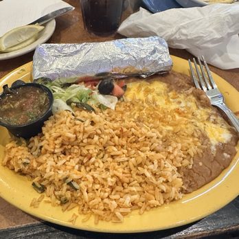 Carlos O'Brien's Mexican Restaurant - Side of rice and beans with a flour tortilla - Mexican Near Me - Phoenix, Arizona