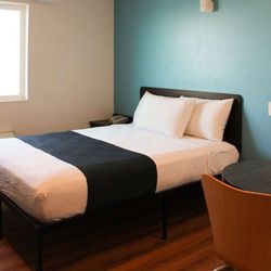 Motel Rexburg ID Single Queen ADA