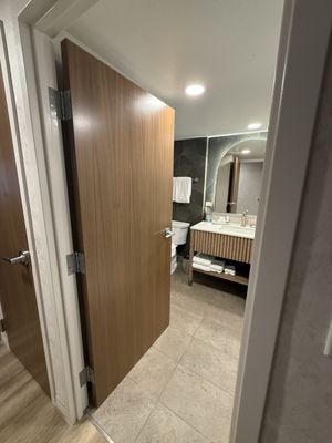 The Grove Hotel by null