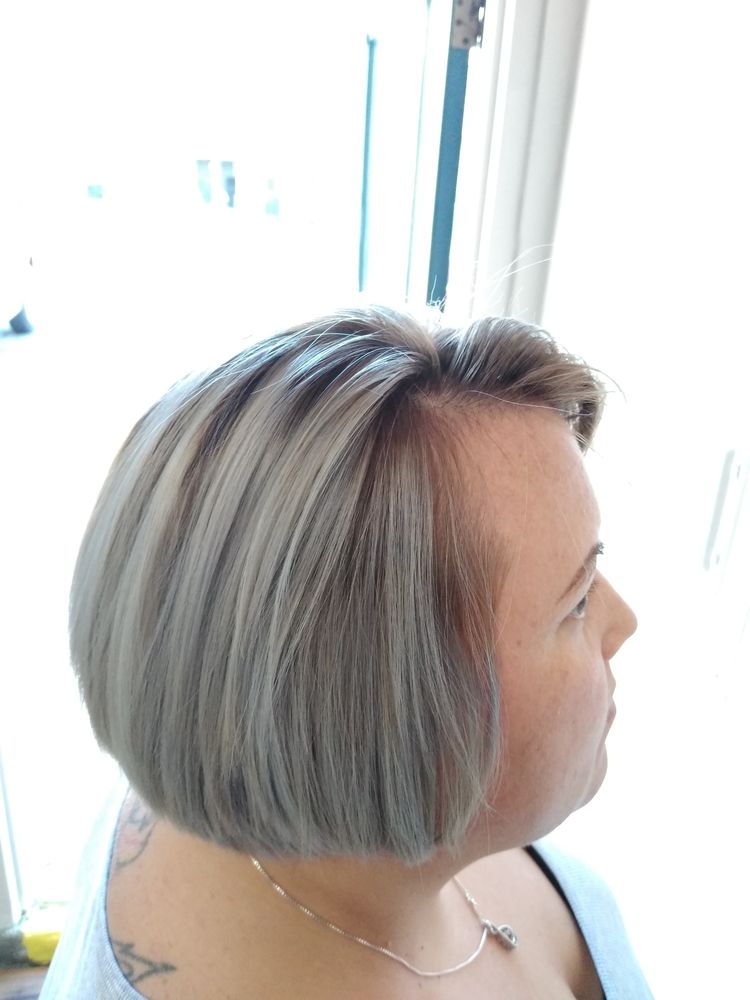 PRESTIGE STUDIO Updated May 2024 129 S Phelps Ave, Rockford, Illinois Hair Salons Phone