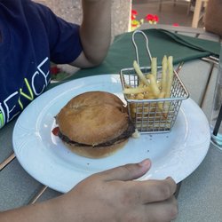Plain burger