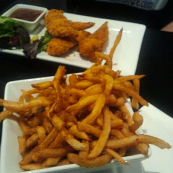 W Burger Bar - Chicken Strips and Fries - Burgers Near Me - Toronto, Ontario W Burger Bar - Chicken Strips and Fries - Burgers Near Me - Toronto, Ontario