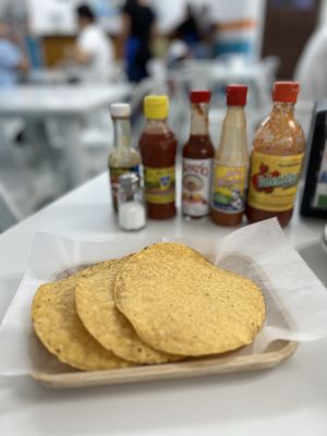 Mariscos El Submarino by null