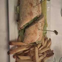 Dan'l Webster Main Restaurant - Chicken sandwich