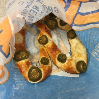 Auntie Anne's - Fast Food Near Me - Orlando, Florida