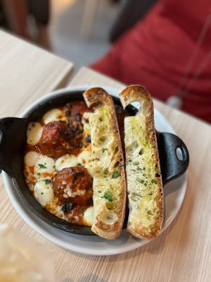 ENZO Steakhouse & Bar by null