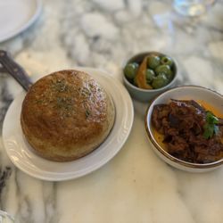 Dora Ristorante - Foccocia with olives and eggplant