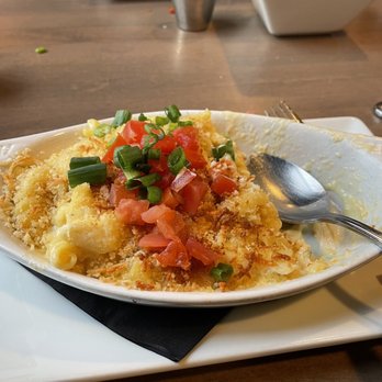 The Black Cat - Dungeness crab Mac n cheese - New American Near Me - Bellingham, Washington